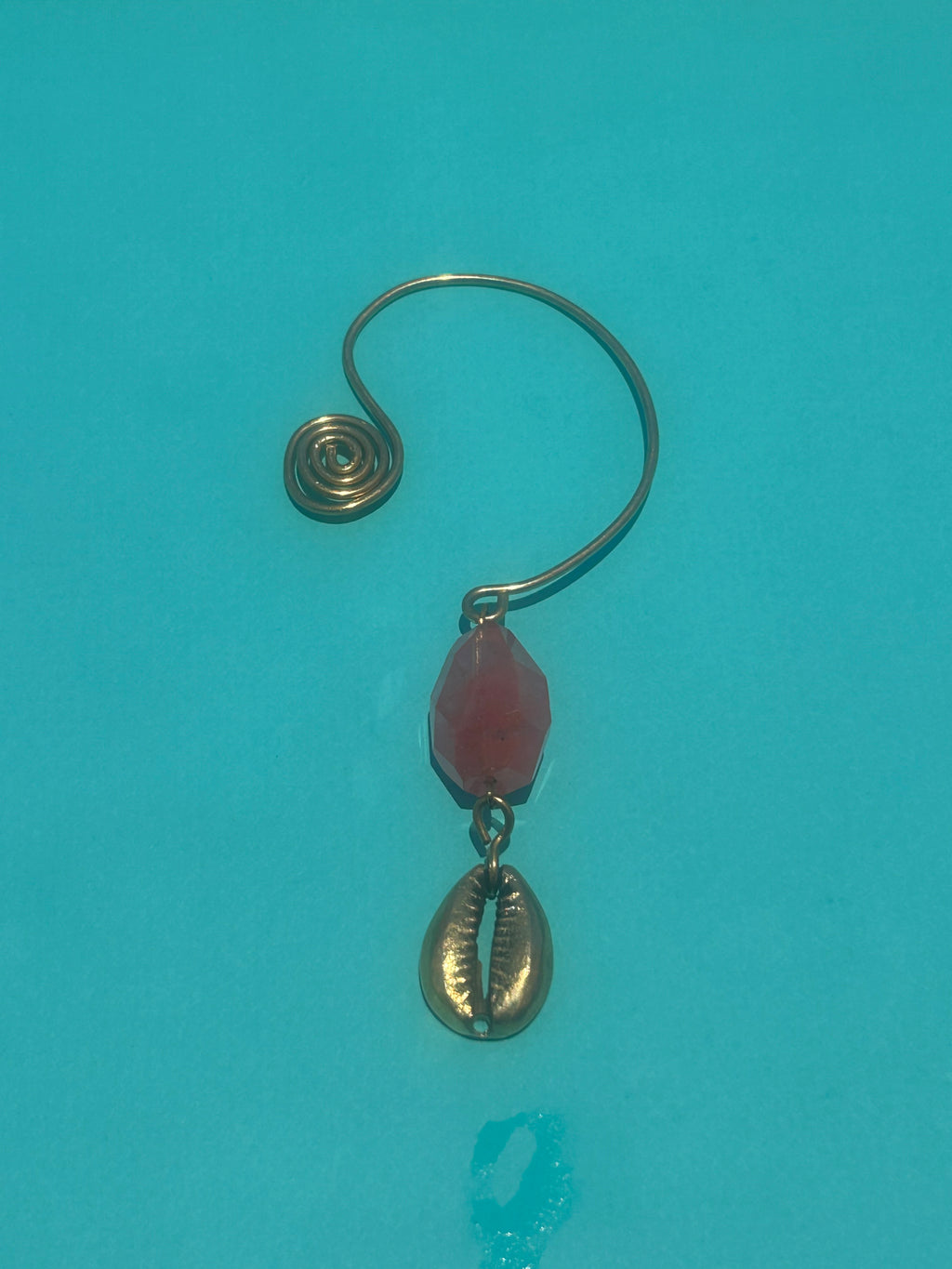 Brass & Bead Ear-cuff Gold Cowrie Charm